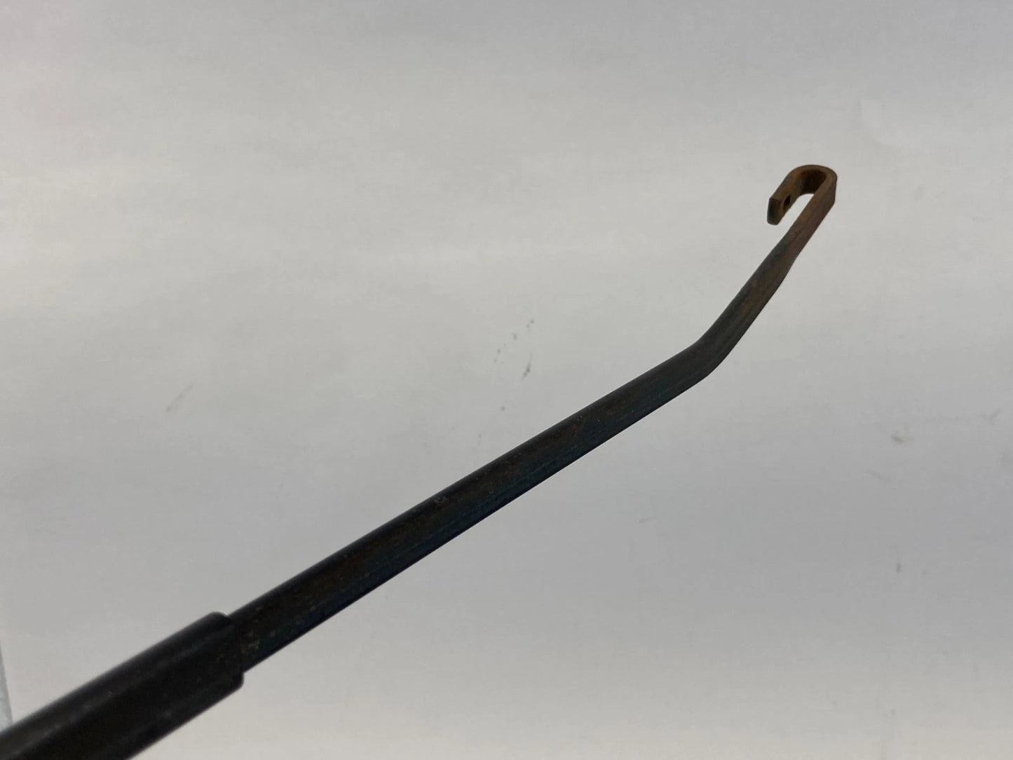 2002-2005 DODGE RAM 1500 FRONT LEFT WINDSHIELD WIPER ARM OEM