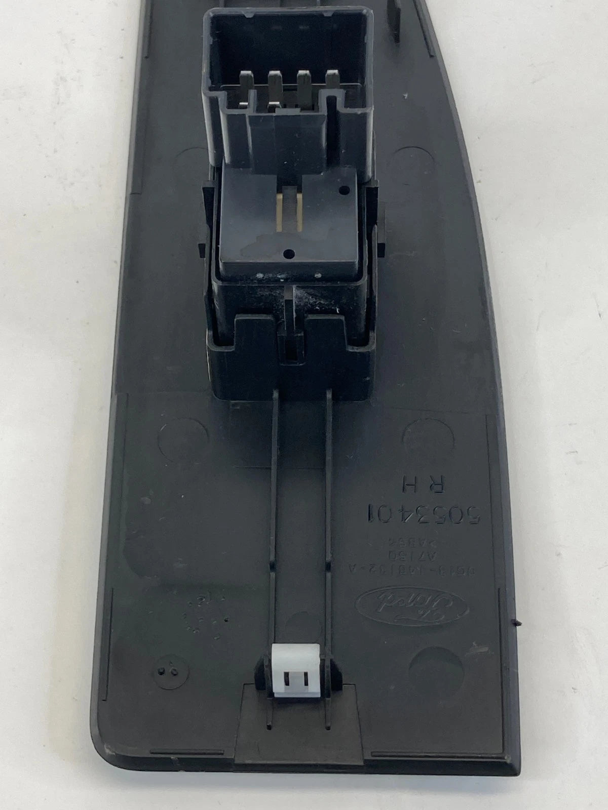 2013-2019 Ford Taurus Police Interceptor Sedan Front Right Power Window Switch