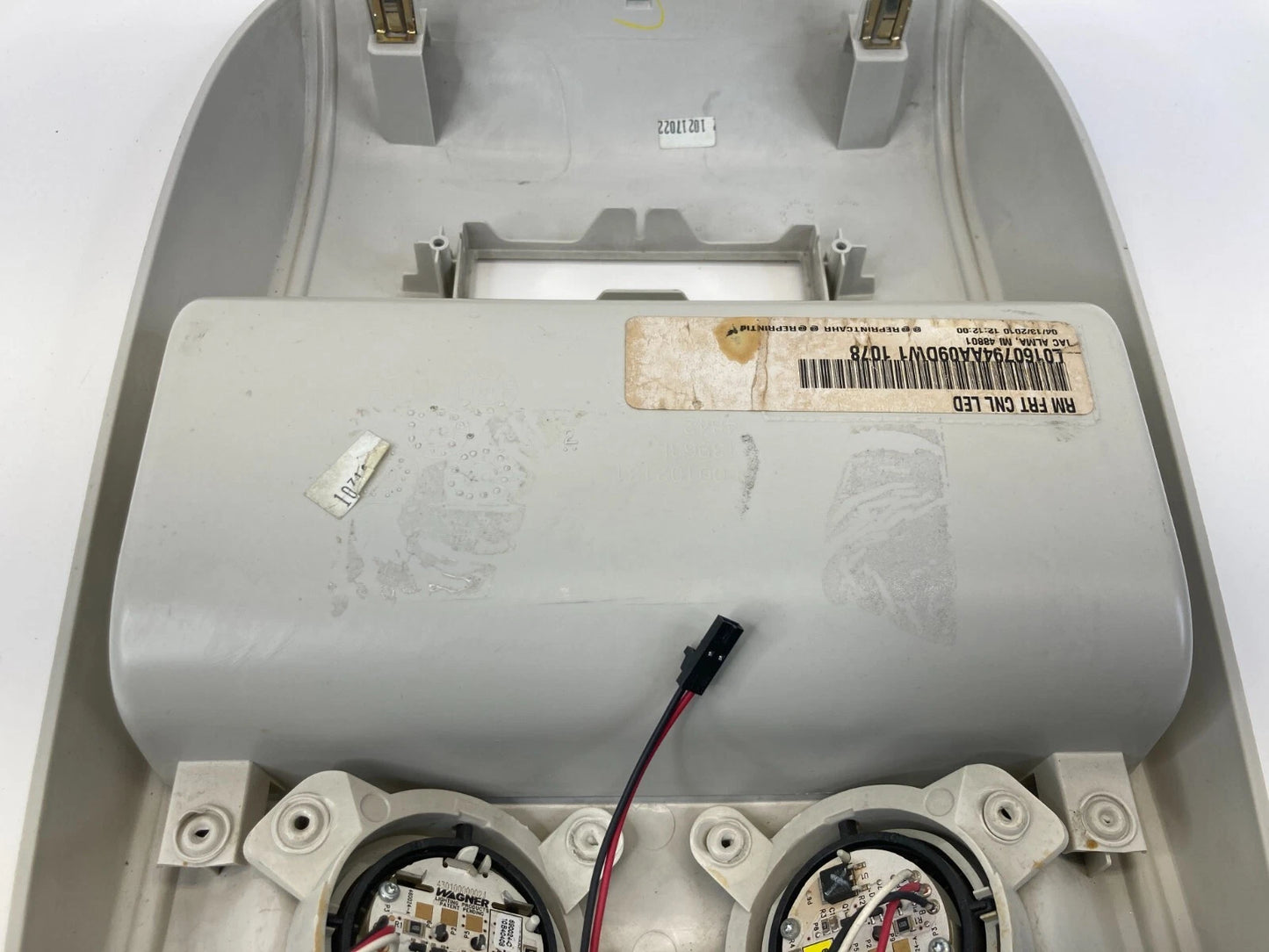 2009-2014 VOLKSWAGEN ROUTAN FRONT OVERHEAD CONSOLE DOME MAP LIGHT READING LAMP