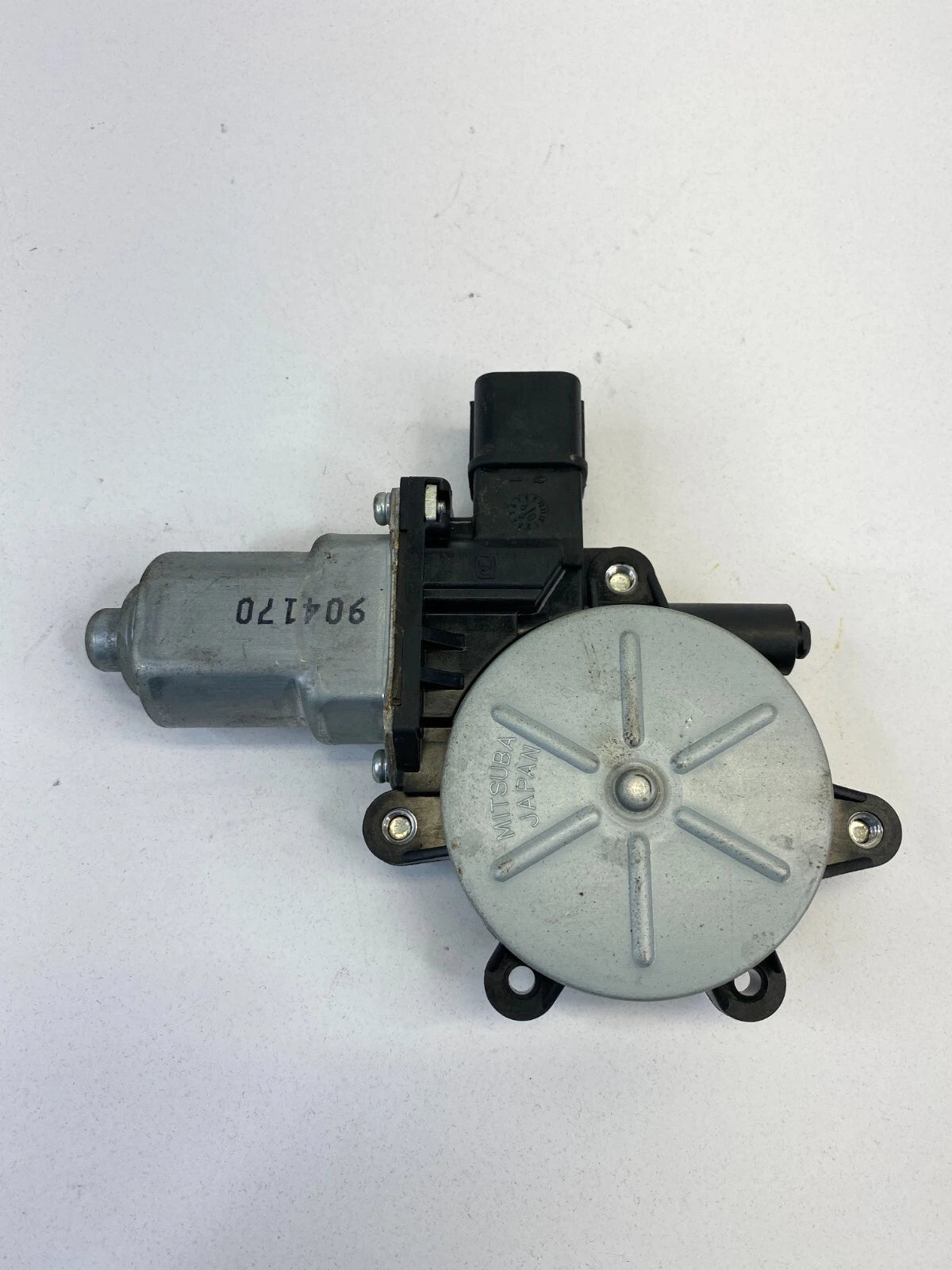 2007-2012 MITSUBISHI OUTLANDER REAR RIGHT SIDE DOOR POWER WINDOW MOTOR 5713A089