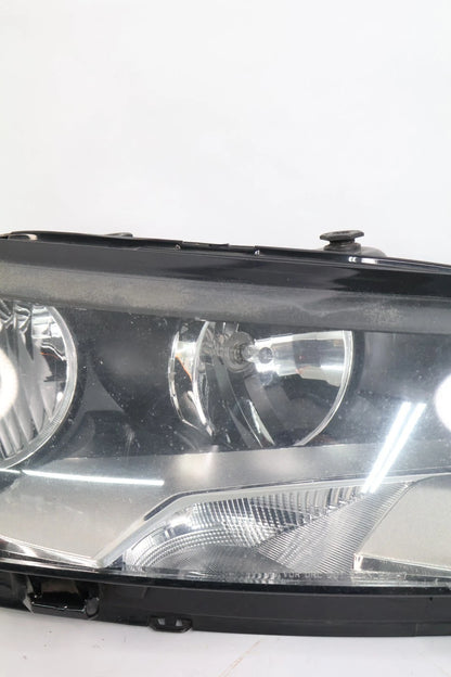 2012-2015 VOLKSWAGEN PASSAT FRONT RIGHT HALOGEN HEADLIGHT ASSEMBLY 561-941-006-D