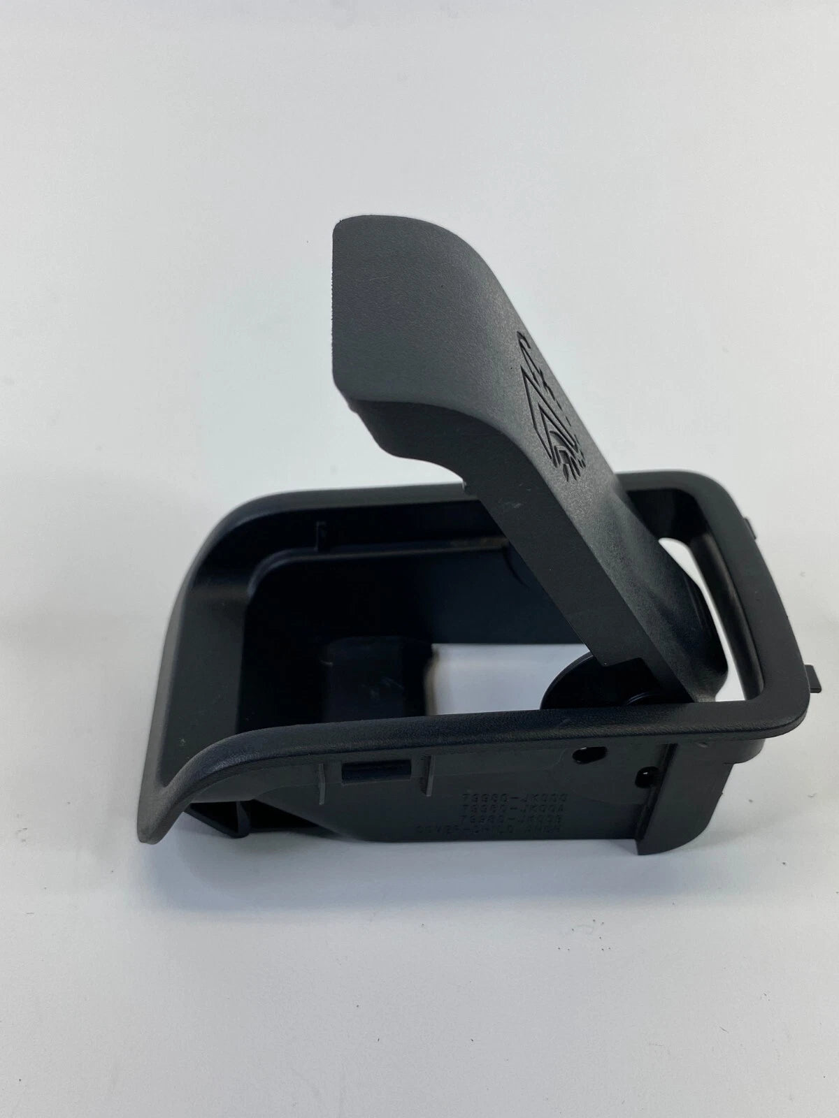 07 08 INFINITI G35 SEDAN REAR CHILD SEAT HOOK ANCHOR COVER TRIM 79980-JK000 OEM