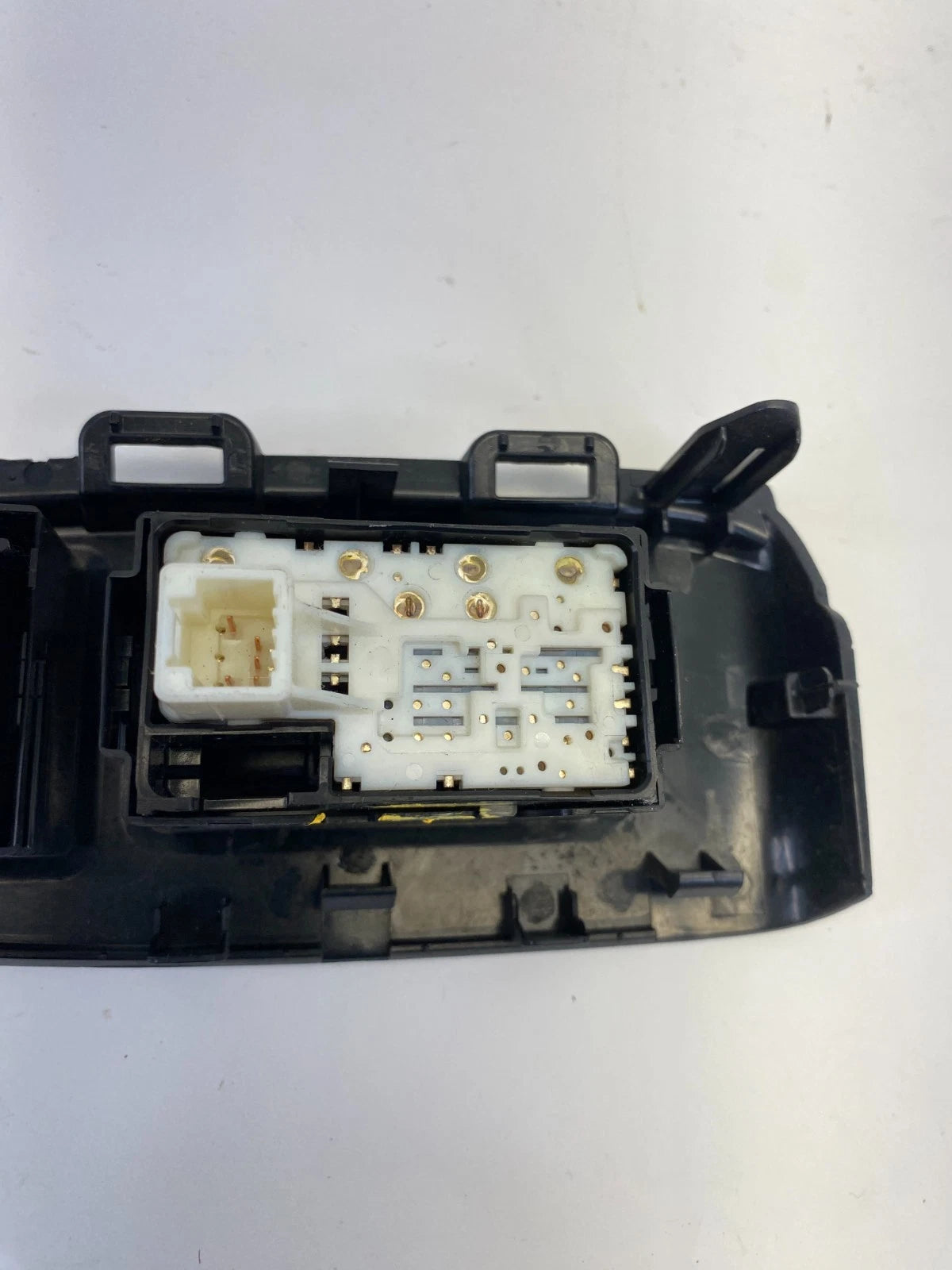 10-15 TOYOTA PRIUS FRONT RIGHT RH POWER WINDOW LOCK SWITCH PANEL OEM 74231-47120