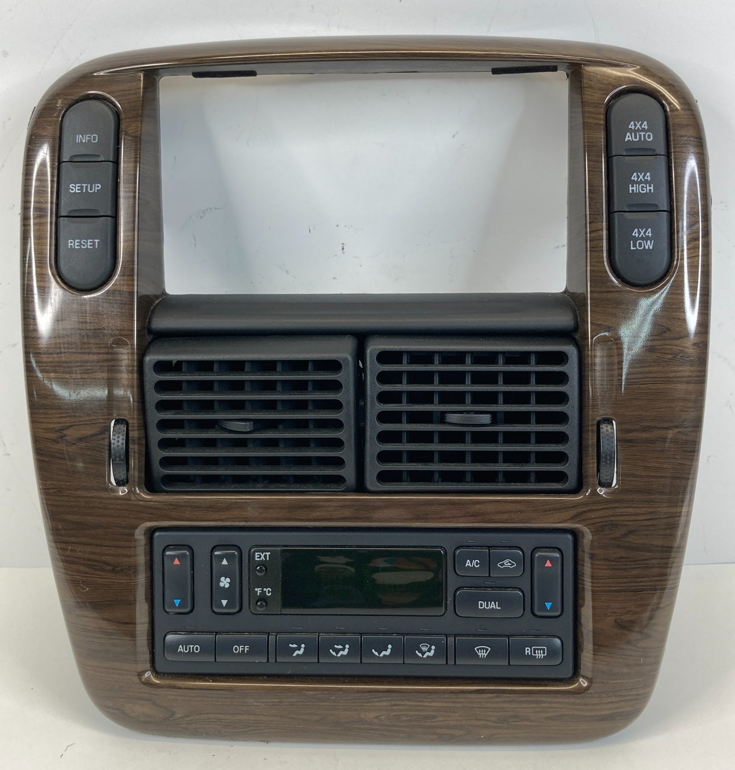 02-05 Ford Explorer Radio Climate Control Trim Bezel W/ Air Vent 3L24-7804302-F