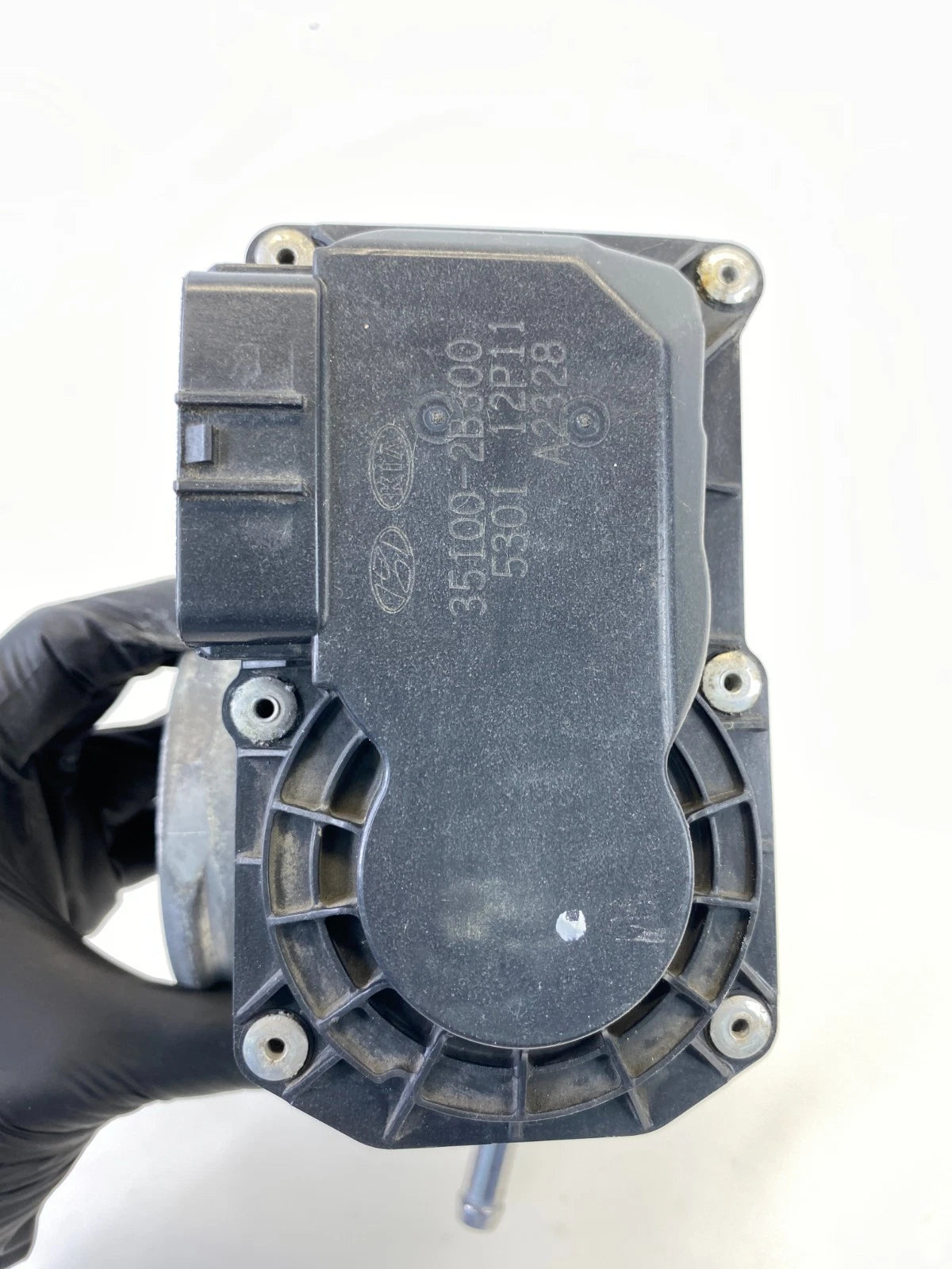 2012-2019 HYUNDAI ACCENT 1.6L 16V THROTTLE BODY THROTTLE VALVE 351002B300 OEM