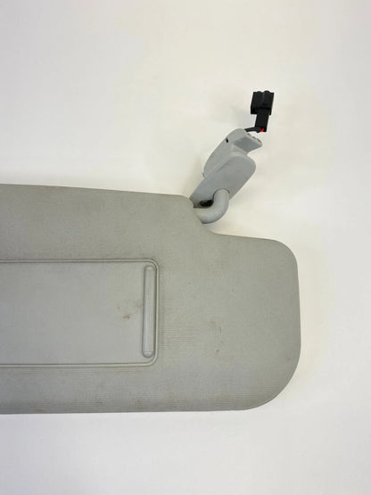 2000-2005 VOLKSWAGEN PASSAT RIGHT PASSENGER SIDE SUNVISOR SUN VISOR SHADE OEM