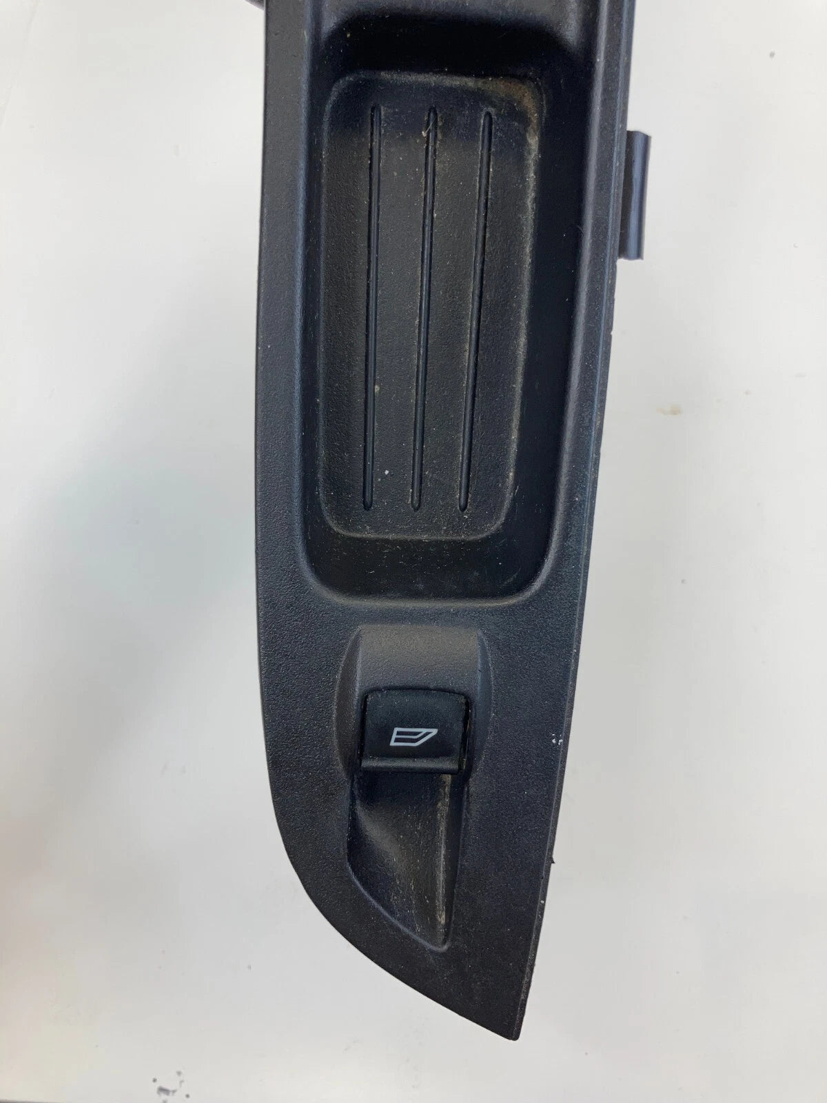 2012-2018 FORD FOCUS FRONT RIGHT SIDE POWER WINDOW SWITCH BM51-240A4A-A OEM