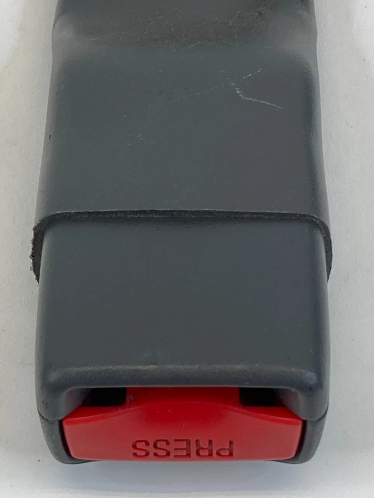 99 00 01 02 03 04 05 PONTIAC GRAND AM FRONT RIGHT SIDE SEAT BELT BUCKLE OEM