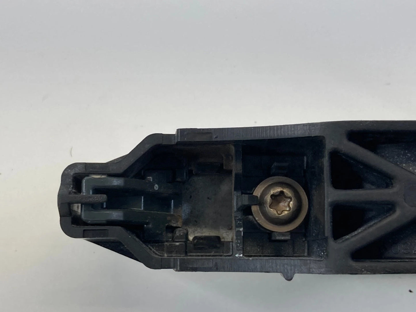 2002-2006 TOYOTA CAMRY REAR LEFT DRIVER SIDE EXTERIOR DOOR HANDLE ASSY OEM