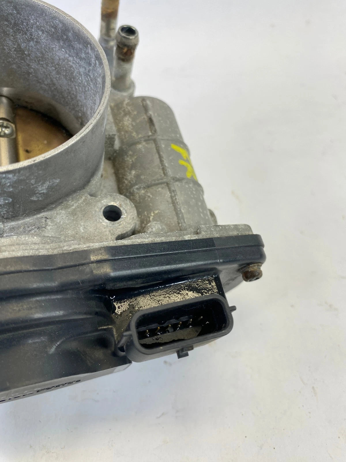 2008-2013 INFINITI G37 3.7L V6 THROTTLE BODY VALVE RIGHT SIDE SERA526-02 OEM