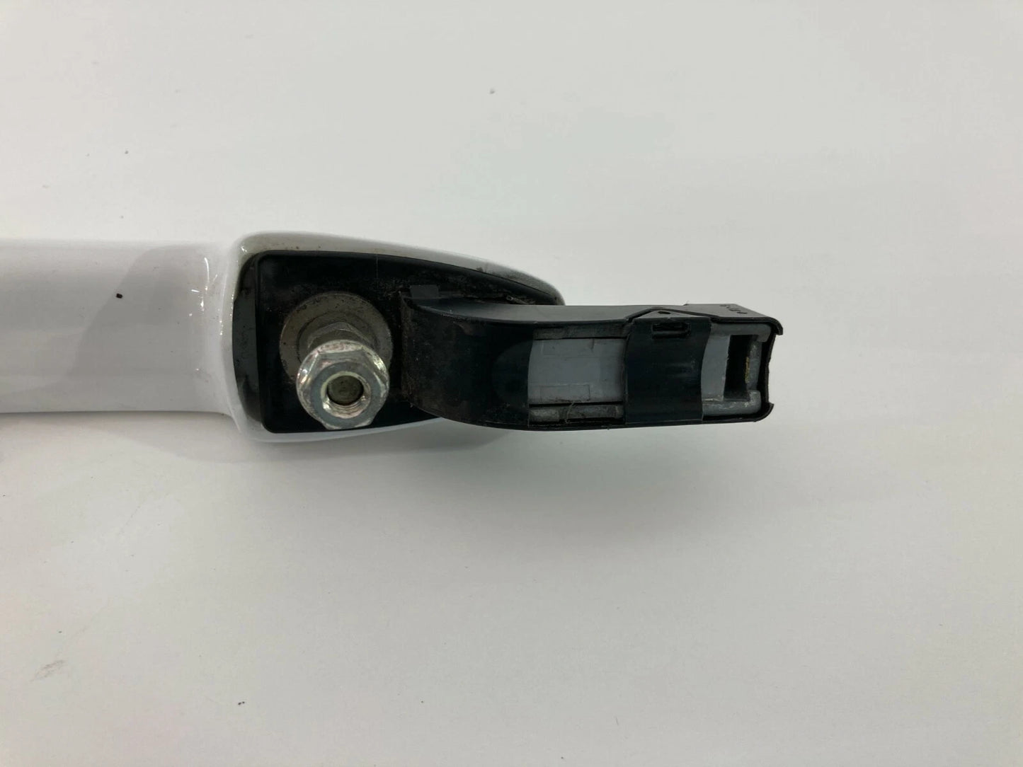 2006 2007 MAZDA5 MAZDA 5 FRONT RIGHT PASSENGER EXTERIOR DOOR HANDLE ASSEMBLY OEM
