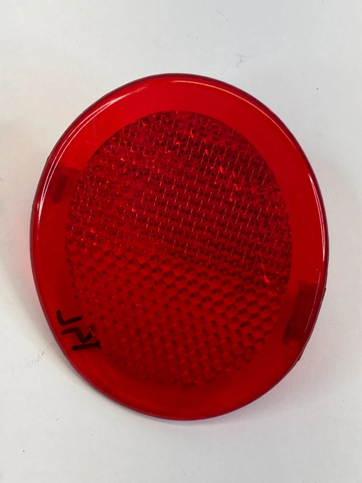 1999-2005 PONTIAC GRAND AM REAR LEFT DOOR RED REFLECTOR LENS PANEL OEM 22612756
