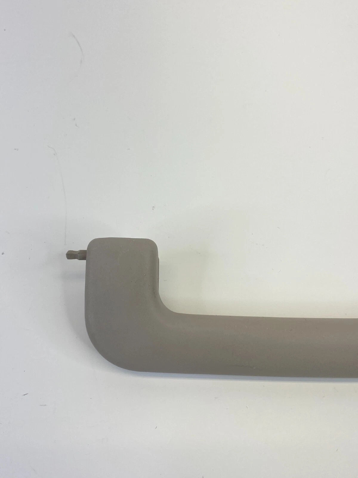 98 99 00 01 AUDI A6 QUATTRO REAR RIGHT SIDE ROOF INNER GRAB GRIP HANDLE OEM