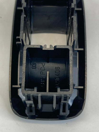 2014-2019 FORD FIESTA REAR RIGHT SIDE WINDOW SWITCH BEZEL TRIM COVER OEM