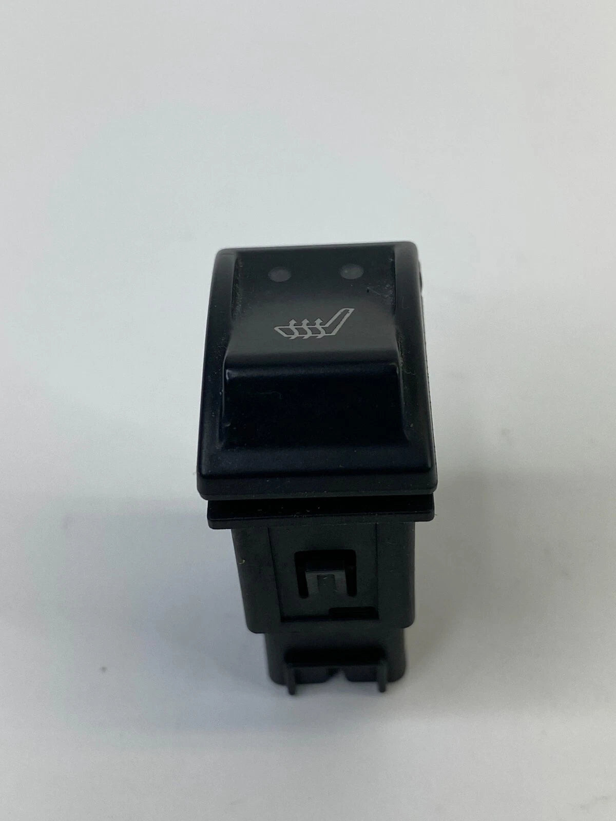 2005 06 07 08 09 2010 CHRYSLER 300 SEDAN SEAT HEATER CONTROL SWITCH 04602389AA
