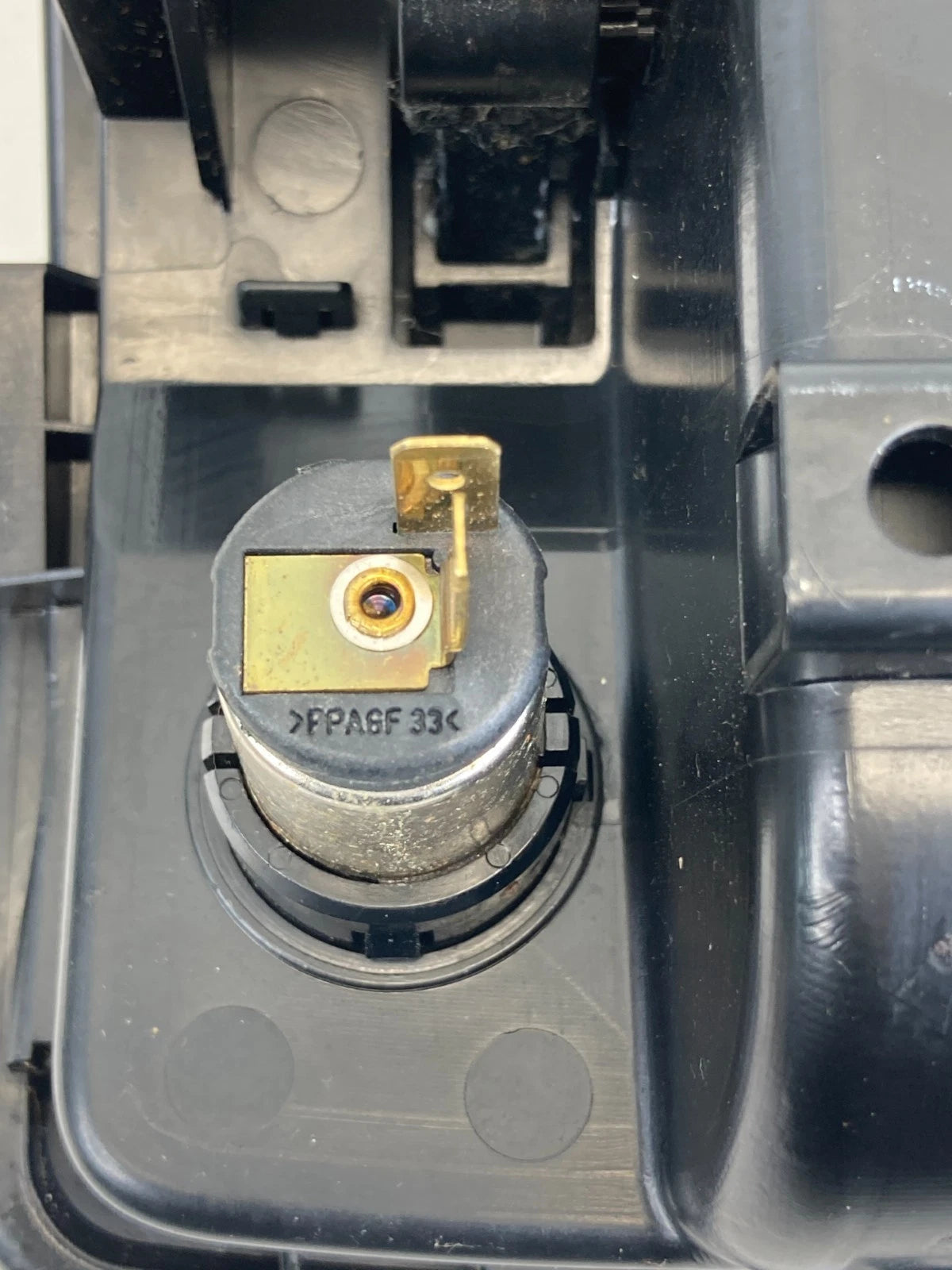 2007-2013 ACURA MDX CENTER CONSOLE ASHTRAY STORAGE W/ POWER OUTLET COMPARTMENT