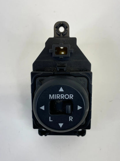 2012-2017 HYUNDAI ACCENT SIDE VIEW DOOR MIRROR CONTROL SWITCH 39F480-1110 OEM