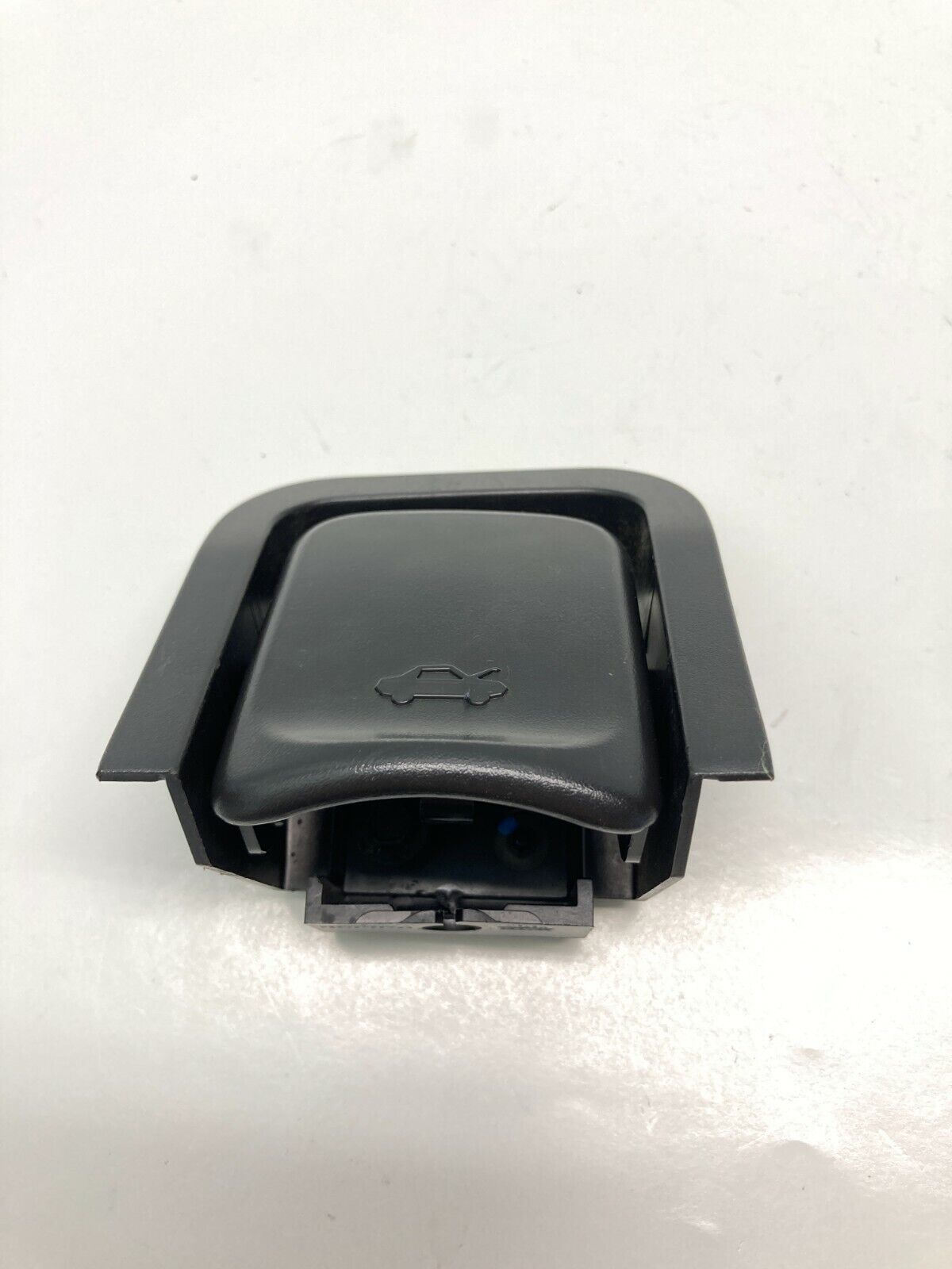 06-09 Mercury Milan Ford Fusion Hood Release Opener Handle Bezel Trim PA66-GR33