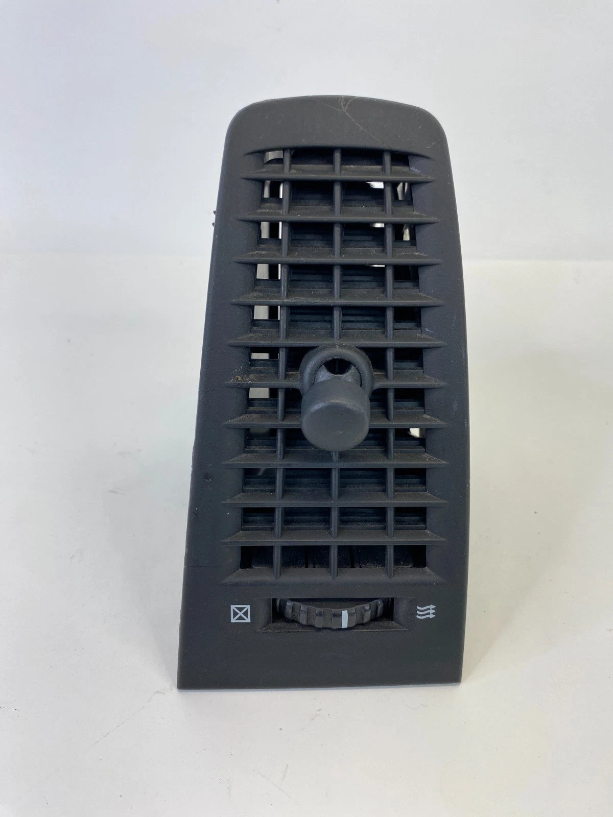 03-07 CADILLAC CTS CENTER DASH RIGHT PASSENGER AC AIR VENT GRILL M1516C1440 OEM