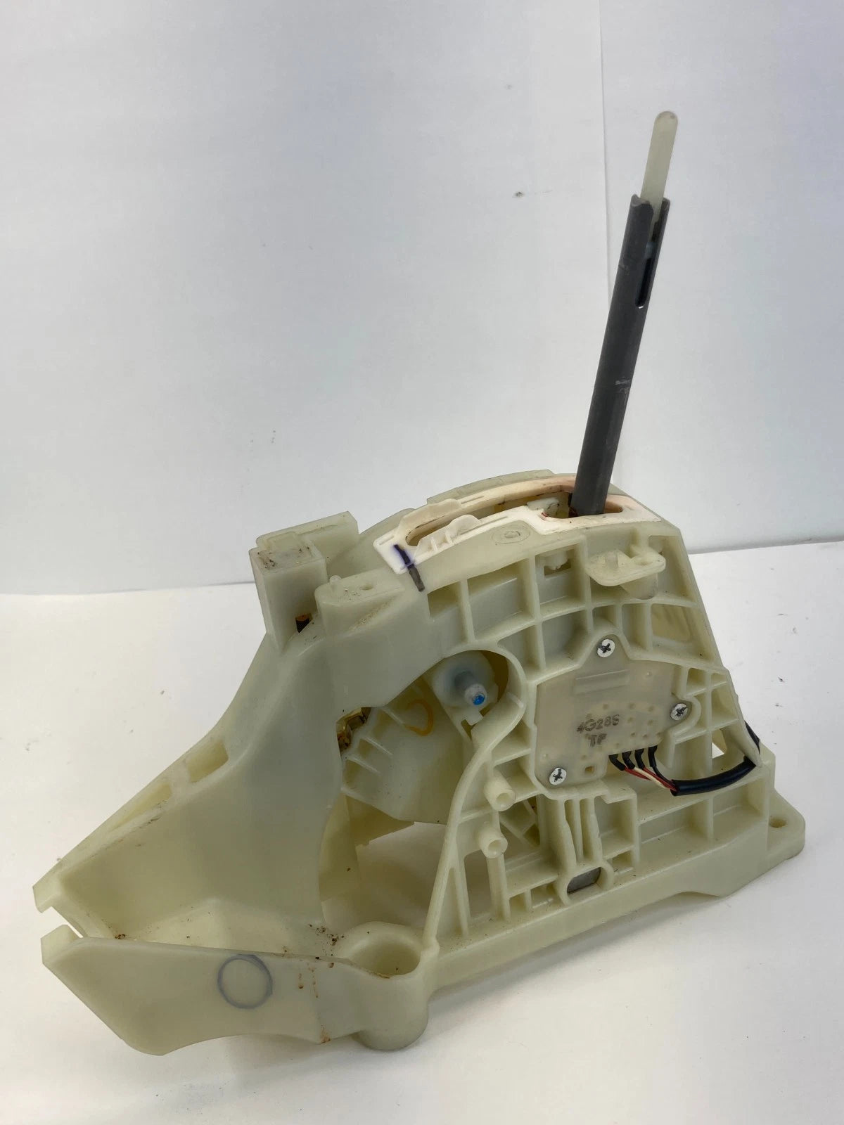 2014 2015 KIA OPTIMA AUTOMATIC GEAR SELECTOR SHIFTER ASSEMBLY 46700-4C400