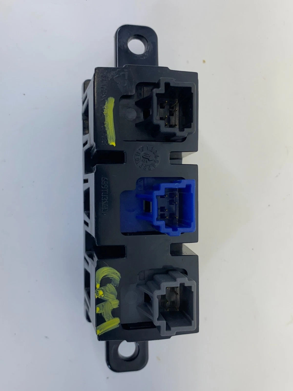 2013-2019 NISSAN SENTRA LEFT DASH ECO SPORT TRACTION CONTROL OFF SWITCH ASSY OEM