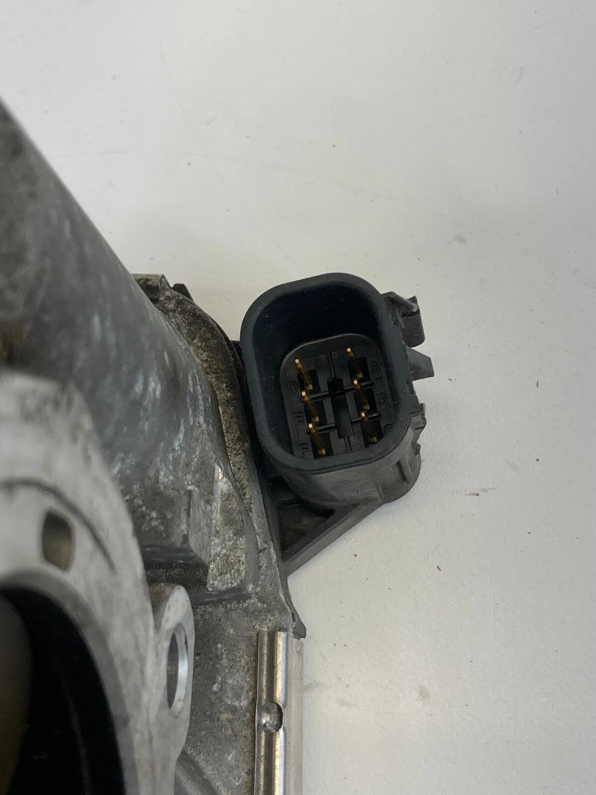 2008-2011 CADILLAC CTS 3.6L V6 CVT THROTTLE BODY THROTTLE VALVE F00H600073 OEM