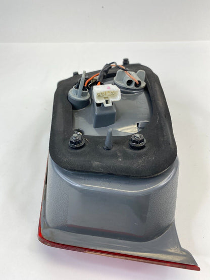 2006-2008 Hyundai Sonata Rear Right Side Inner Tail Light Taillight 92404-0A0