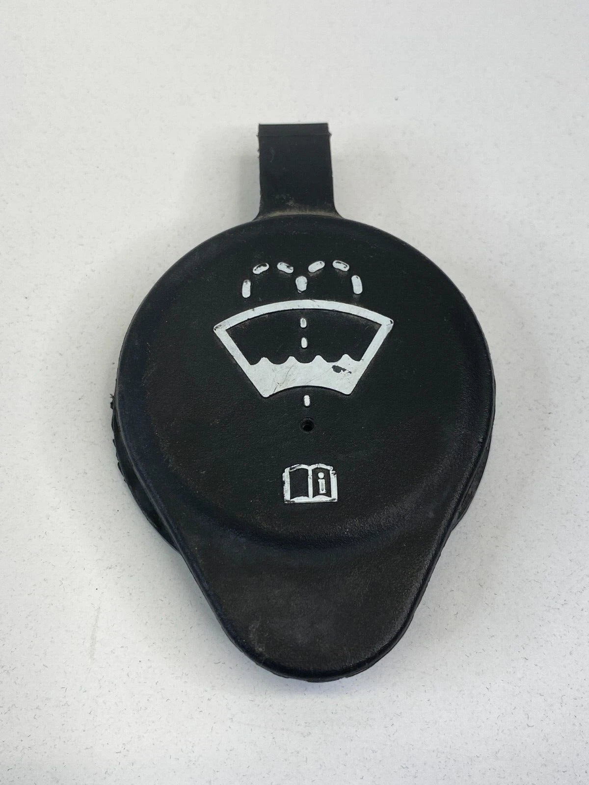 2008-2012 CHEVROLET MALIBU WINDSHIELD WASHER FLUID RESERVOIR TANK CAP COVER OEM