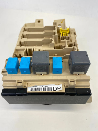 2006-2008 TOYOTA SOLARA 3.3L CONVERTIBLE INTERIOR UNDER DASH FUSE RELAY BOX OEM