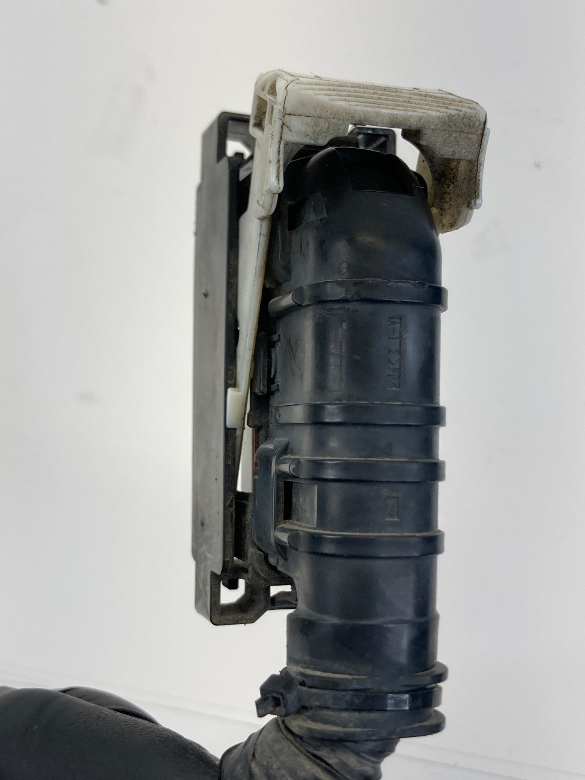 2016 2017 Honda Accord CVT 2.4L ABS Anti Lock Brake Module Connector Socket OEM