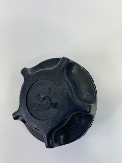 2008-2013 Nissan Rogue 2.5L L4 AT Engine Oil Filler Cap Lid Top Cover OEM