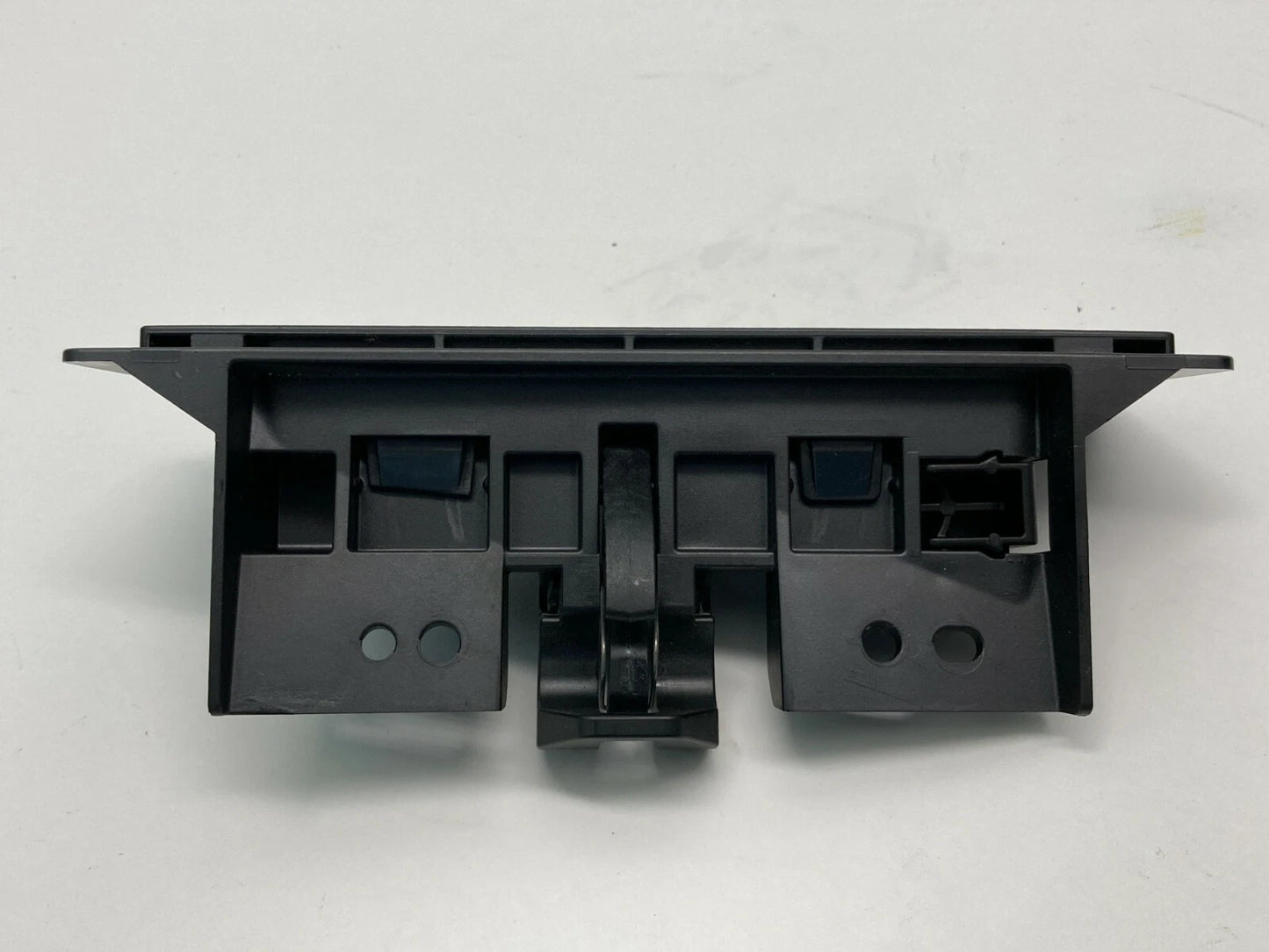 2008 2009 2010 DODGE GRAND CARAVAN UPPER DASH GLOVE BOX LATCH LOCK BUTTON TRIM