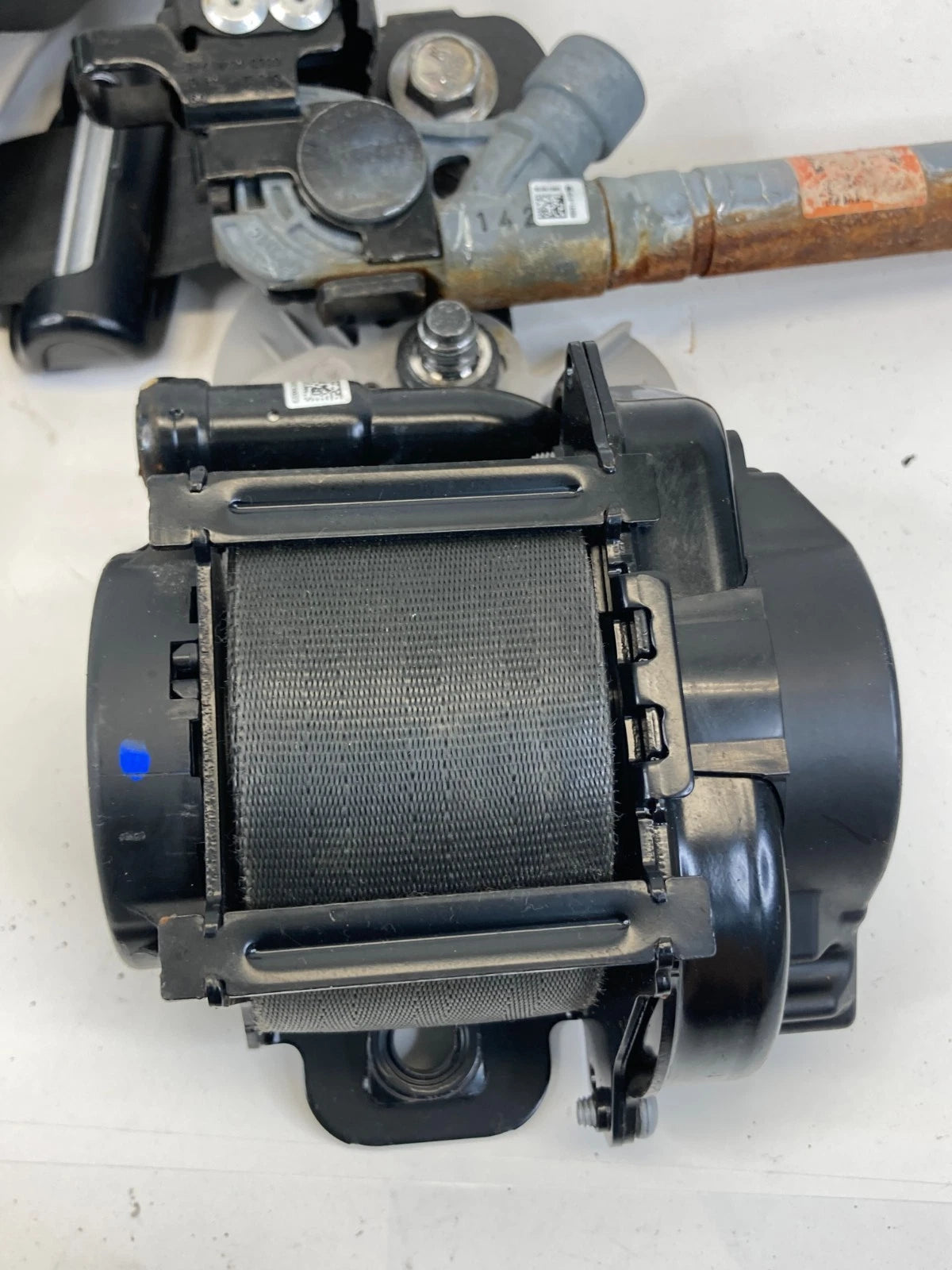 14-18 Kia Forte Front Right Side Seat Belt Retractor Pretensioner 88820-A7500WK