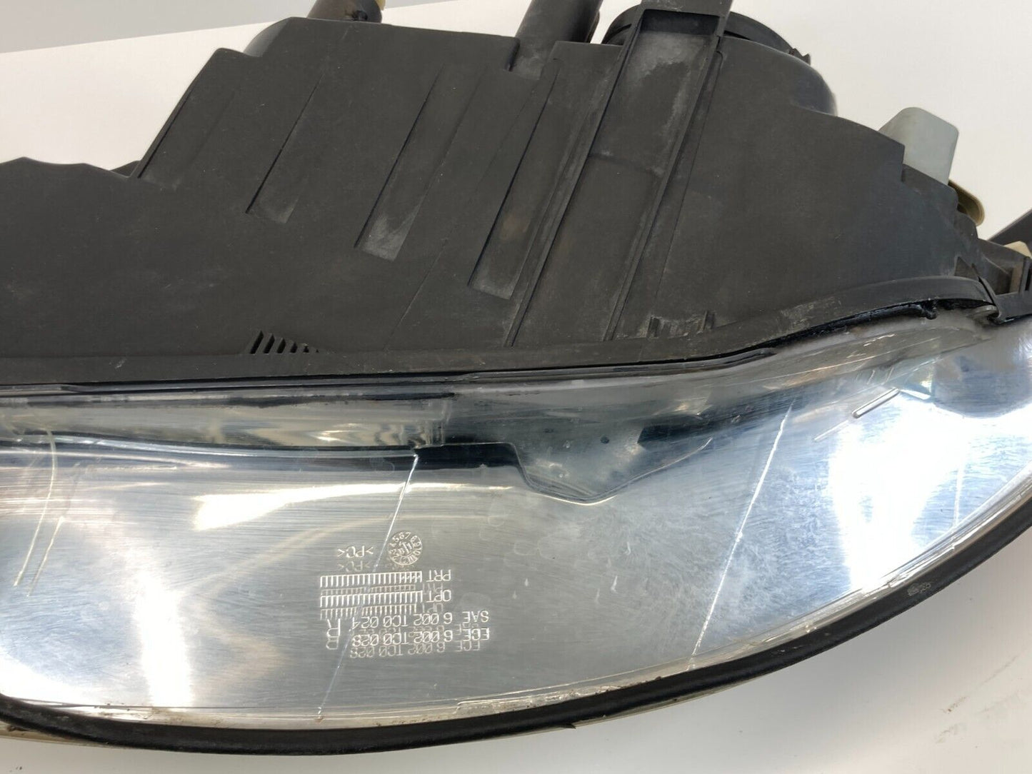 2001 2002 Mercury Cougar Front Right Headlight Headlamp 1S81-13005-EG OEM