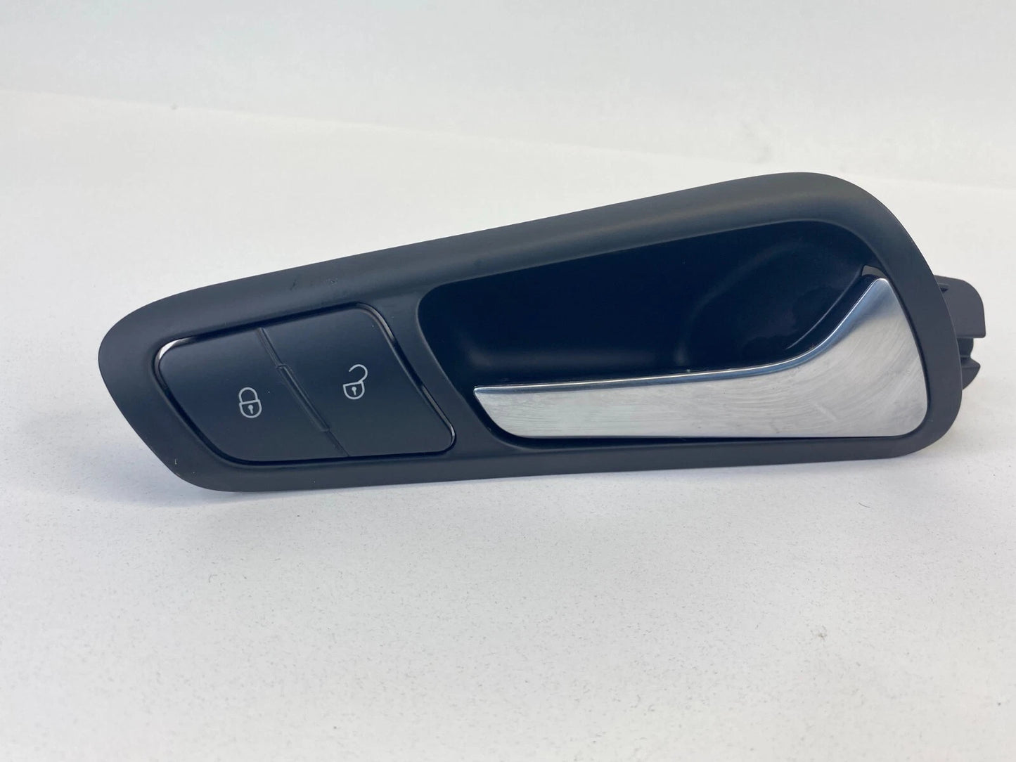 08-10 VOLKSWAGEN PASSAT FRONT RIGHT INNER DOOR HANDLE W/ LOCK SWITCH 3C2837114