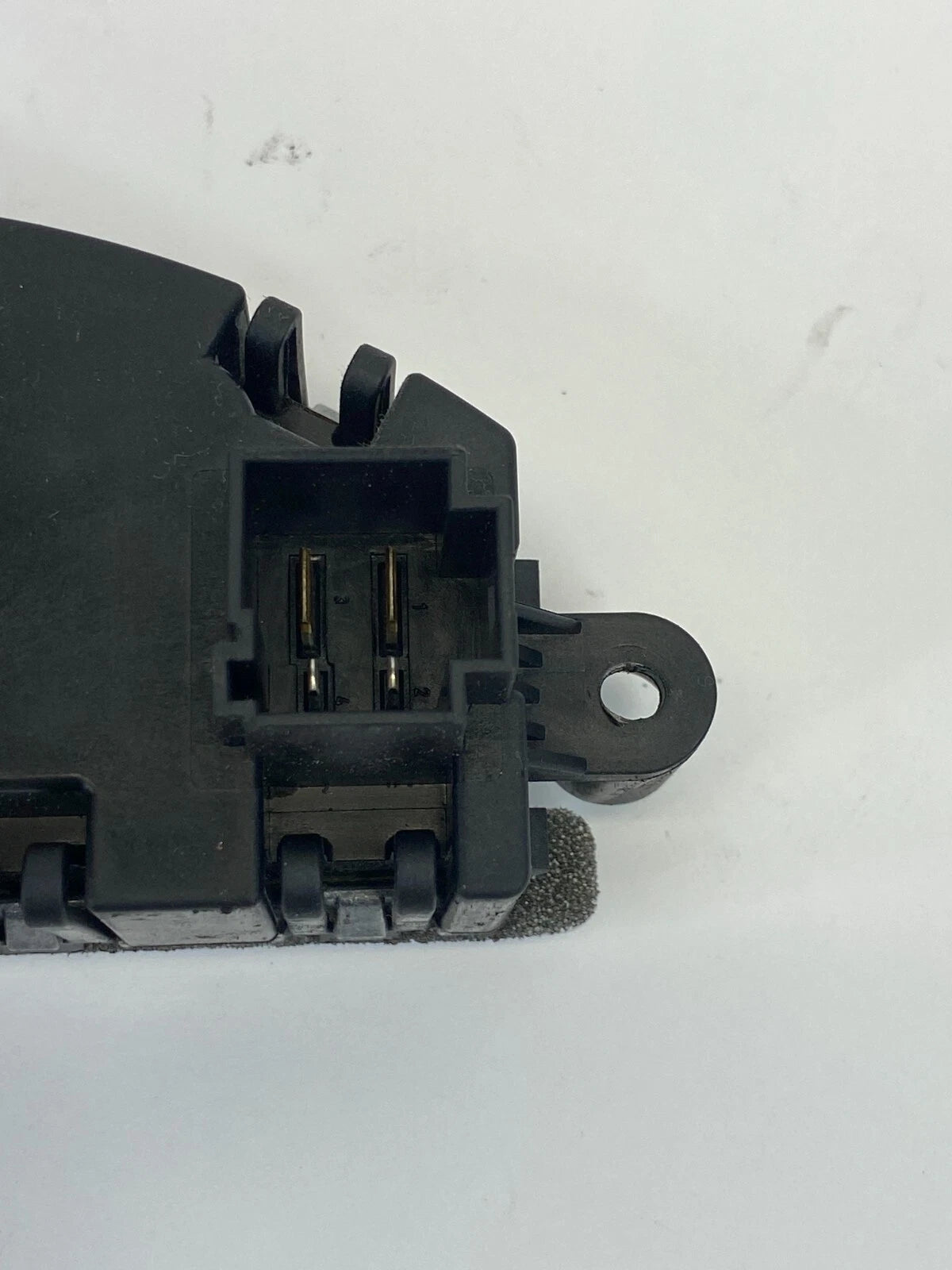 2012-2016 AUDI A4 QUATTRO AC BLOWER MOTOR RESISTOR CONTROL MODULE 8T0-820-521-A
