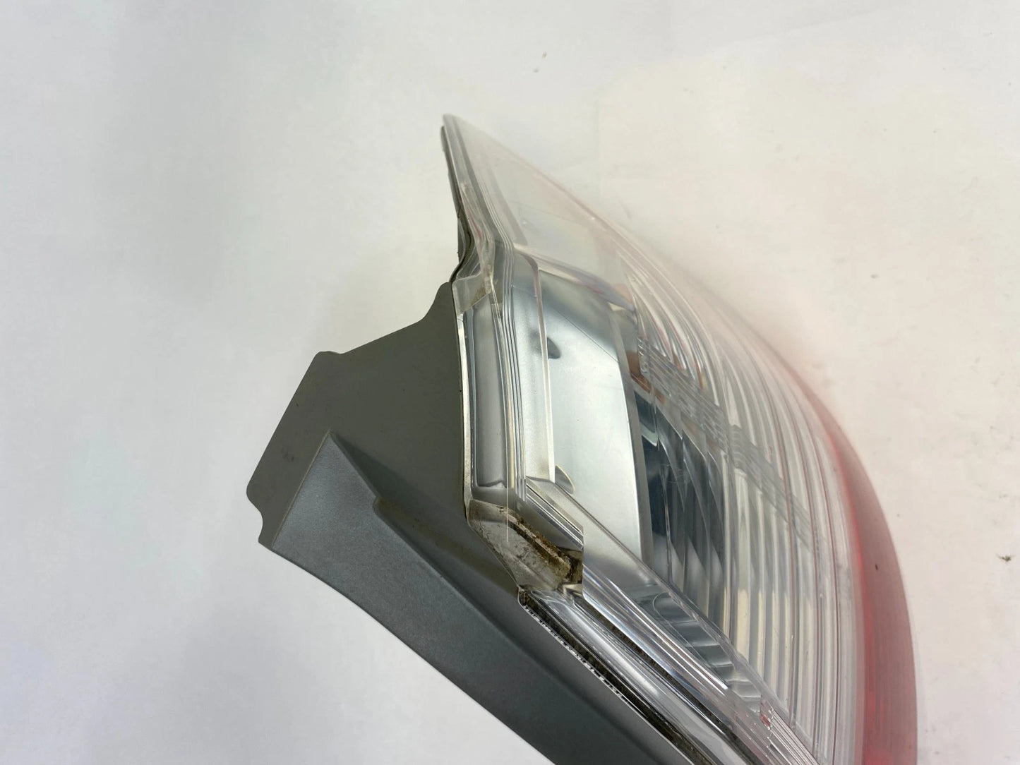 2009-2013 HONDA FIT PASSENGER RIGHT SIDE REAR TAIL LIGHT LAMP ASSEMBLY OEM