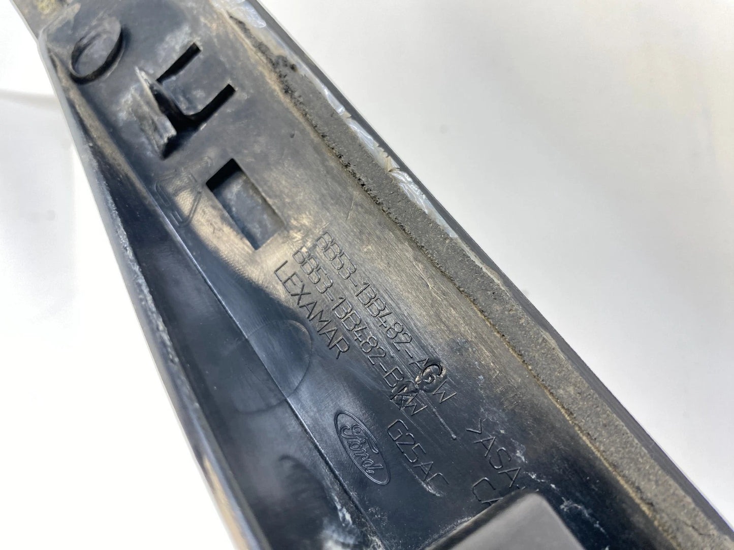 13-15 POLICE INTERCEPTOR UTILITY TAILGATE LICENSE PLATE TRUNK FINISH TRIM OEM