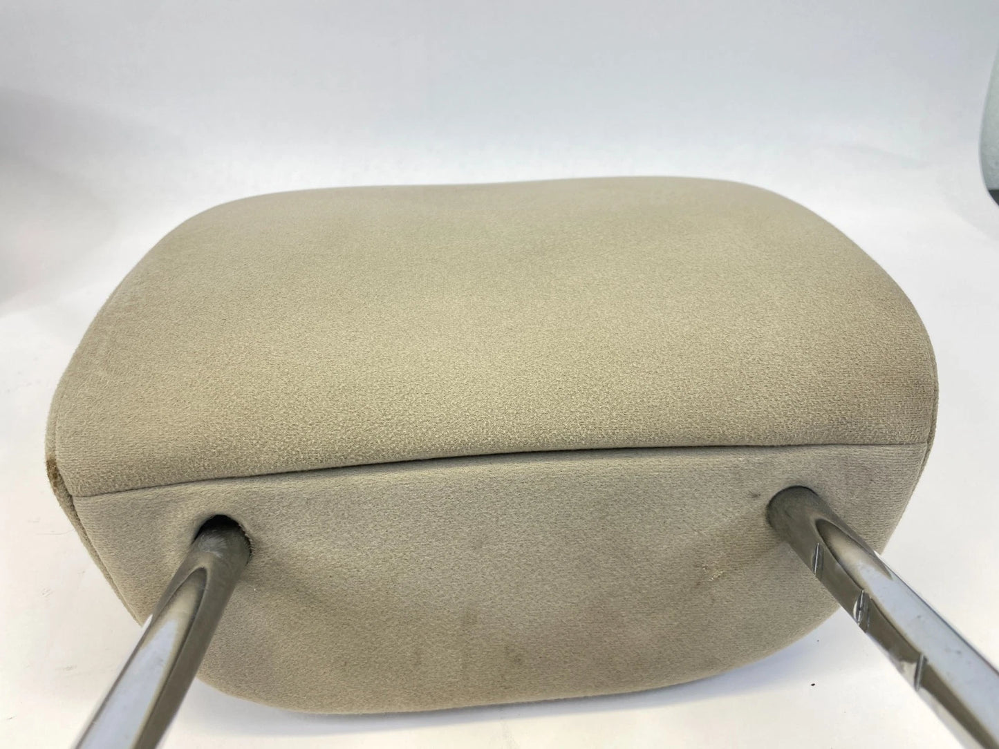 2010-2015 TOYOTA PRIUS FRONT LEFT & RIGHT SEAT HEADREST HEAD REST PAIR CLOTH OEM