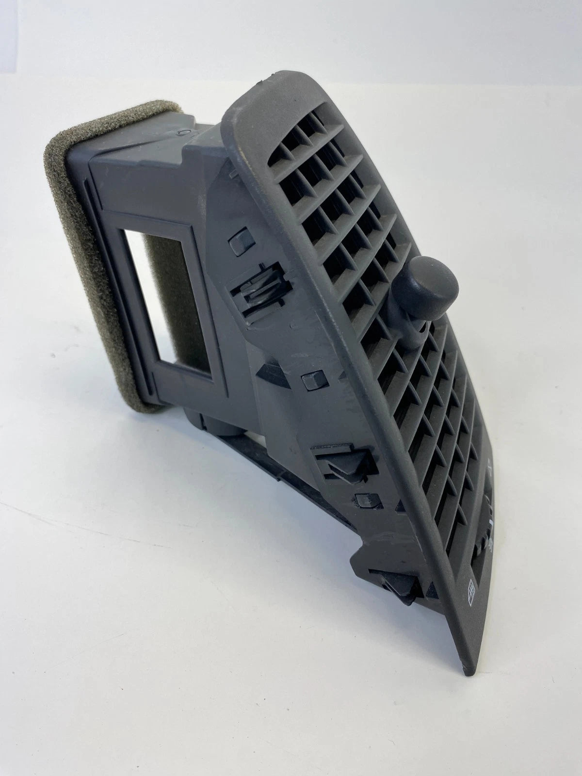 03-07 CADILLAC CTS 04-06 SRX LEFT DASH AC AIR VENT DUCT GRILL OUTER 25703818 OEM