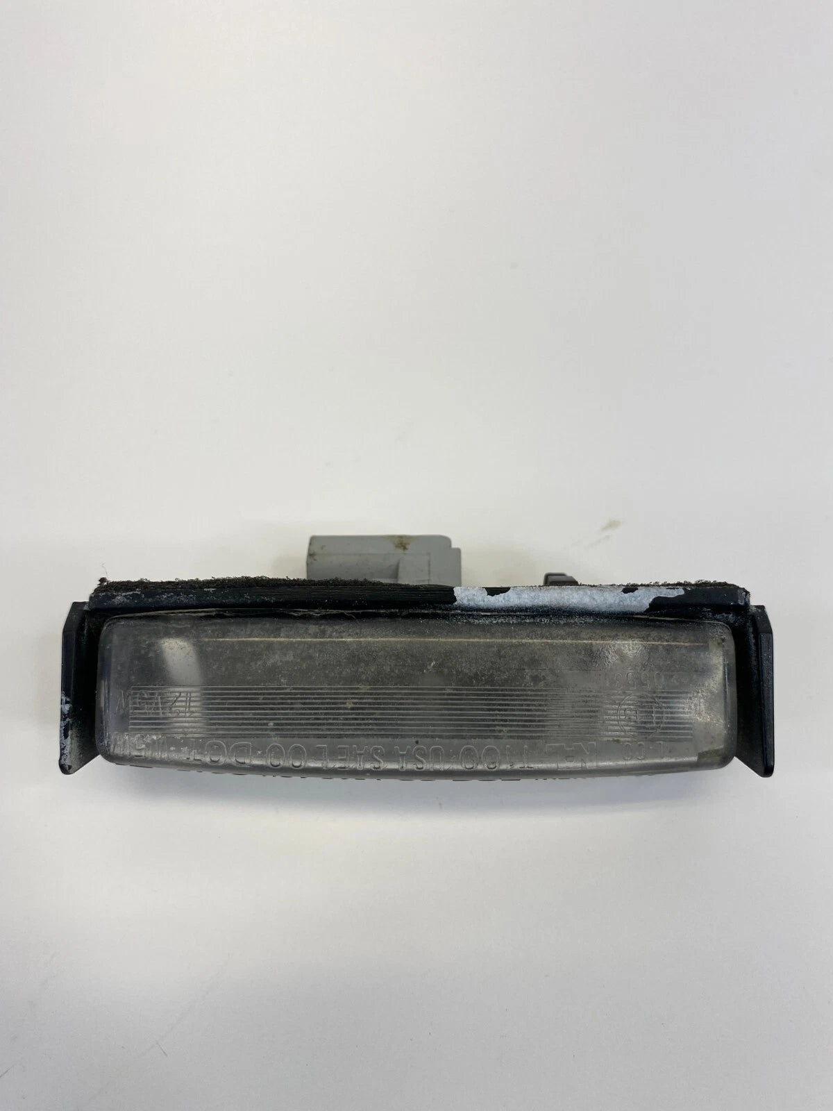 2002-2011 TOYOTA CAMRY REAR TRUNK LID LICENSE PLATE LIGHT LAMP ASSEMBL OEM
