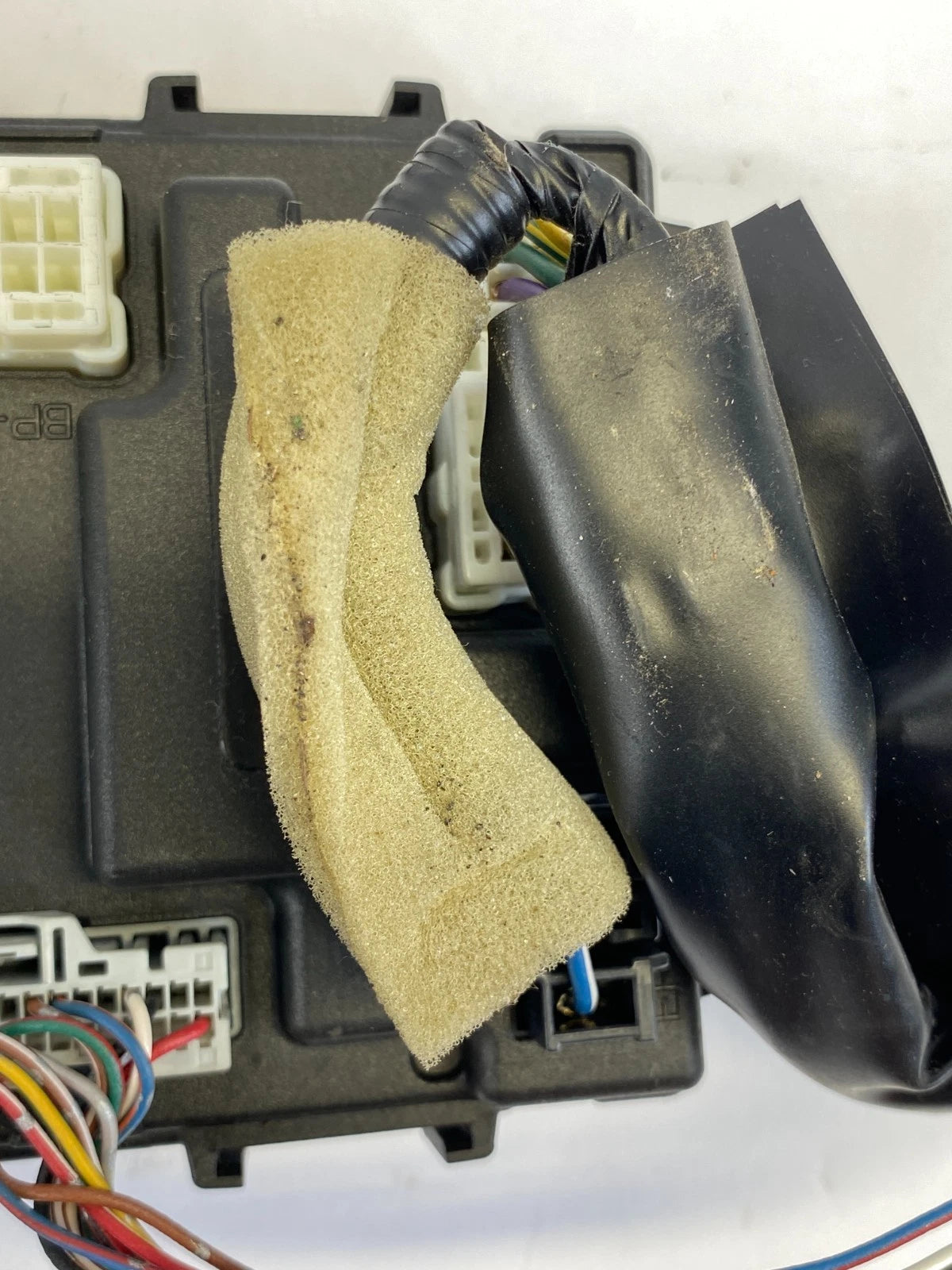 2010-2013 NISSAN ALTIMA 2.5L BODY COMPUTER CONTROL MODULE BCM BCU 284B1-JA05D