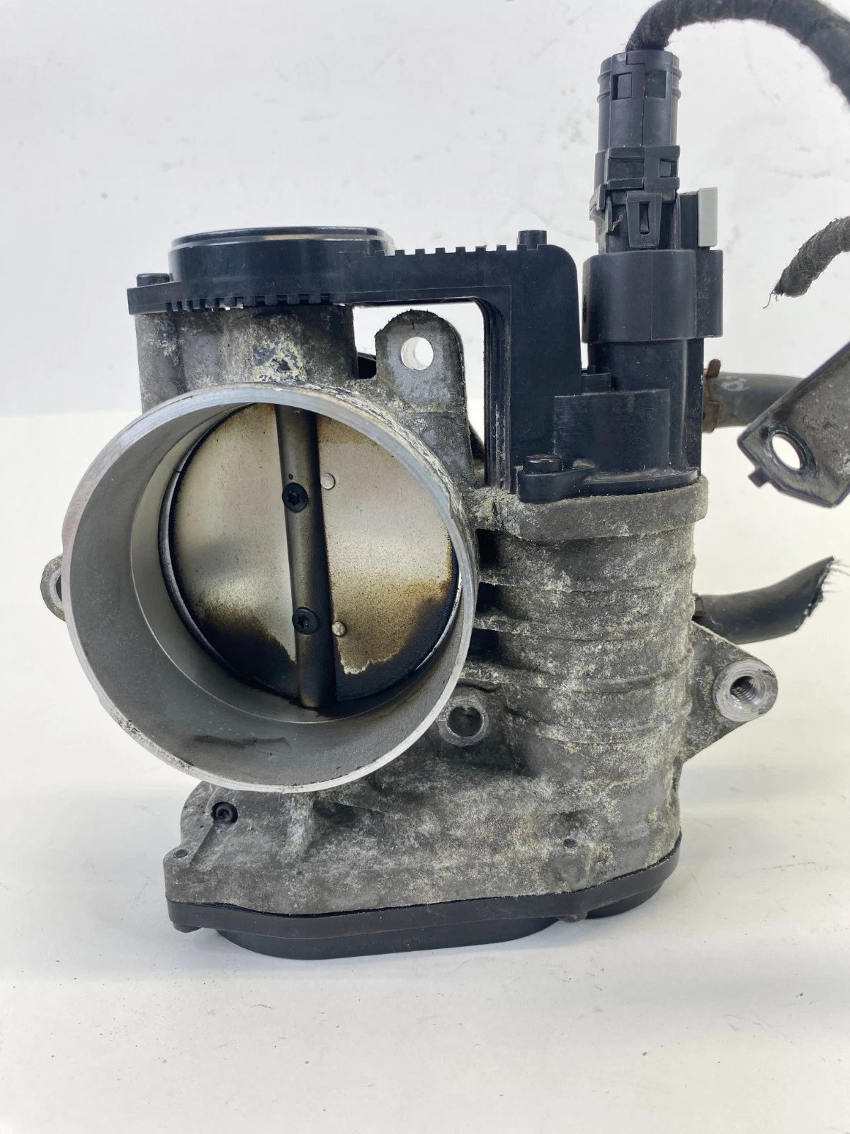 2006-2010 HYUNDAI SONATA 3.3L V6 THROTTLE BODY VALVE ASSEMBLY OEM 35100-3C200
