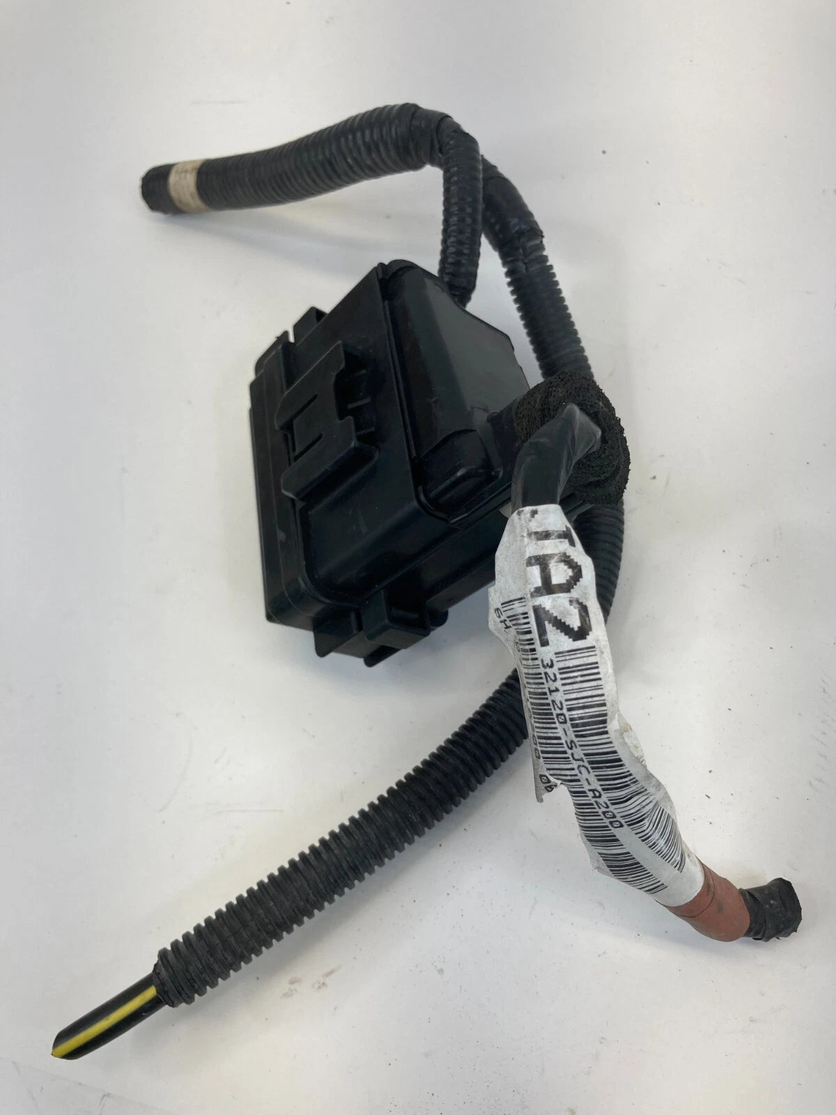 2006 2007 HONDA RIDGELINE 3.5L A/T ENGINE BAY FUSE BOX RELAY WIRE HARNESS OEM
