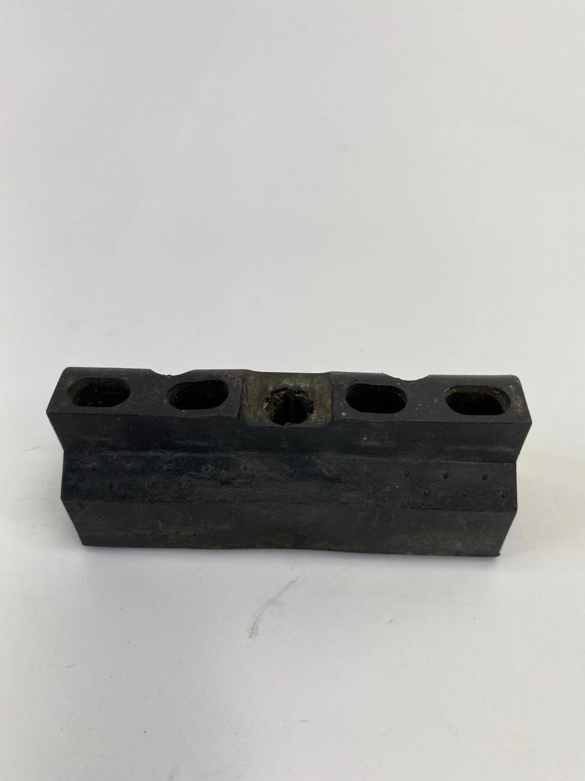 87-04 FORD MUSTANG 08-14 E-150 89-11 RANGER BATTERY CLAMP HOLD DOWN CLAMP OEM