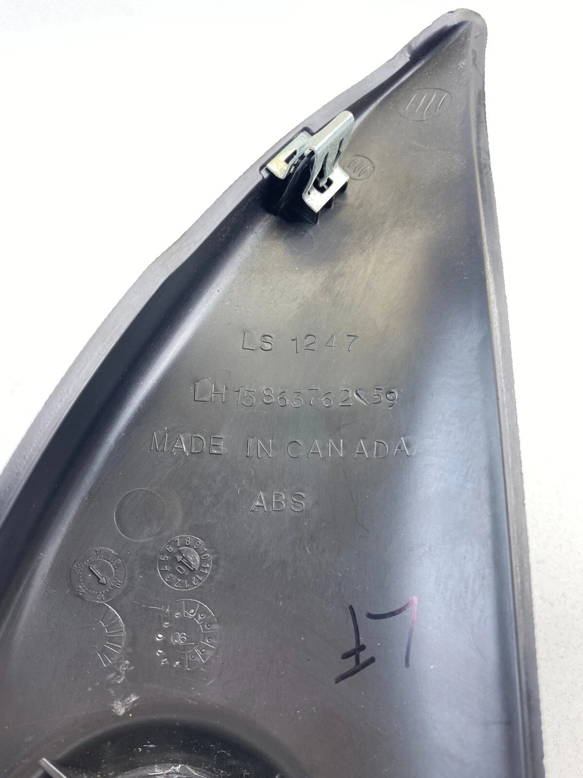 06-09 PONTIAC TORRENT CHEVY EQUINOX FRONT LEFT DOOR TWEETER MIRROR COVER TRIM