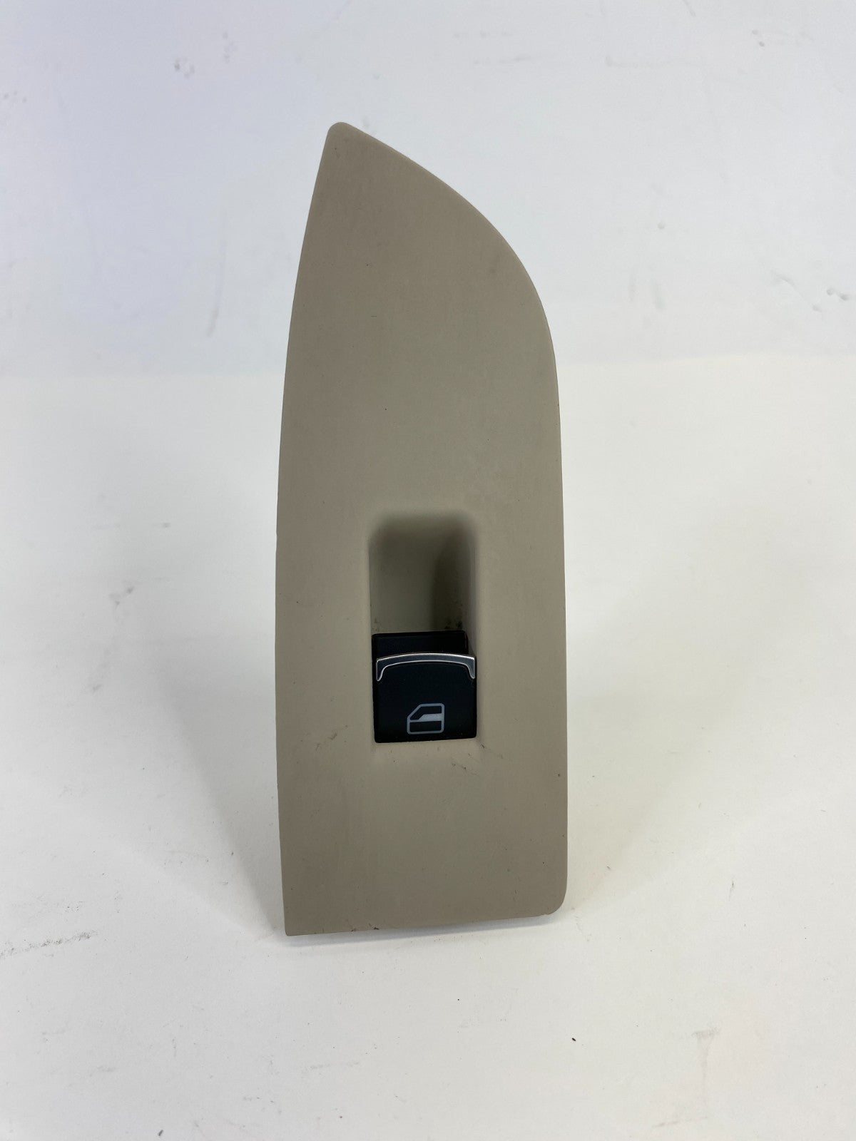 2009-2017 Volkswagen CC Rear Left Side Door Window Switch w/ Bezel 3C8867375A