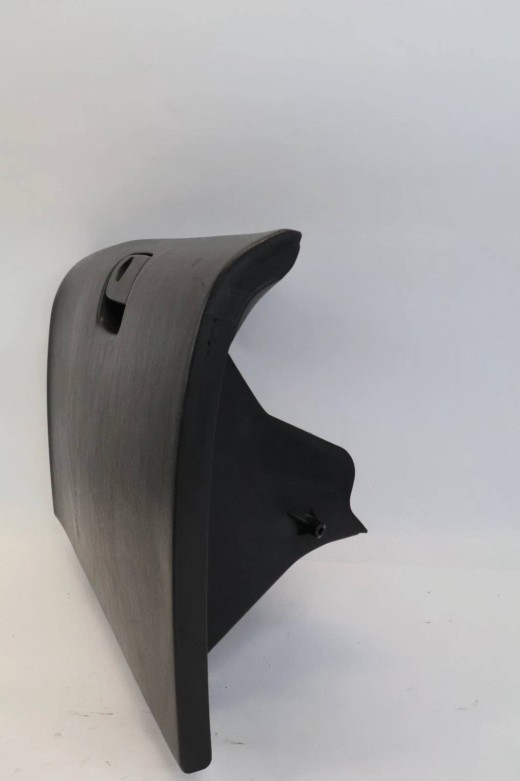 2000-2006 TOYOTA TUNDRA LOWER GLOVE BOX COMPARTMENT DOOR LID ASSEMBLY OEM