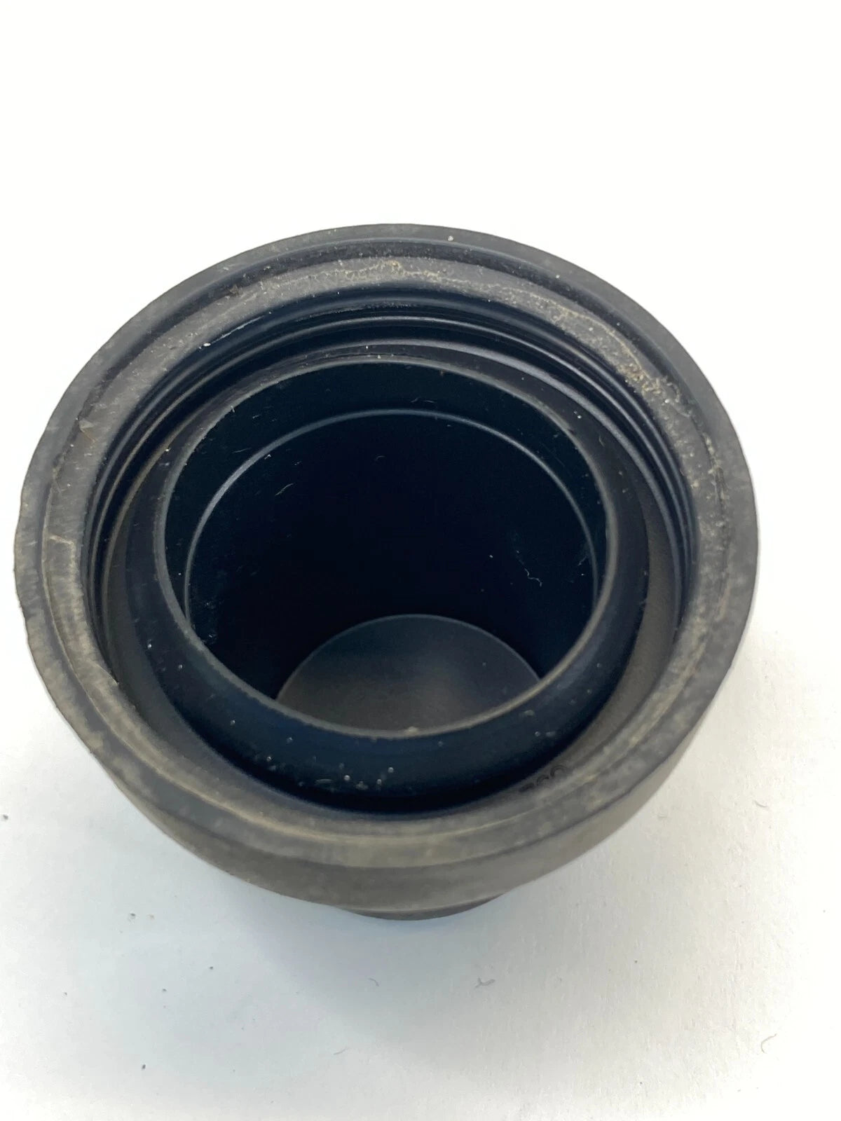 12-15 VOLKSWAGEN PASSAT HEADLIGHT SIDE MARKER BULB CAP COVER OUTER 561941607B