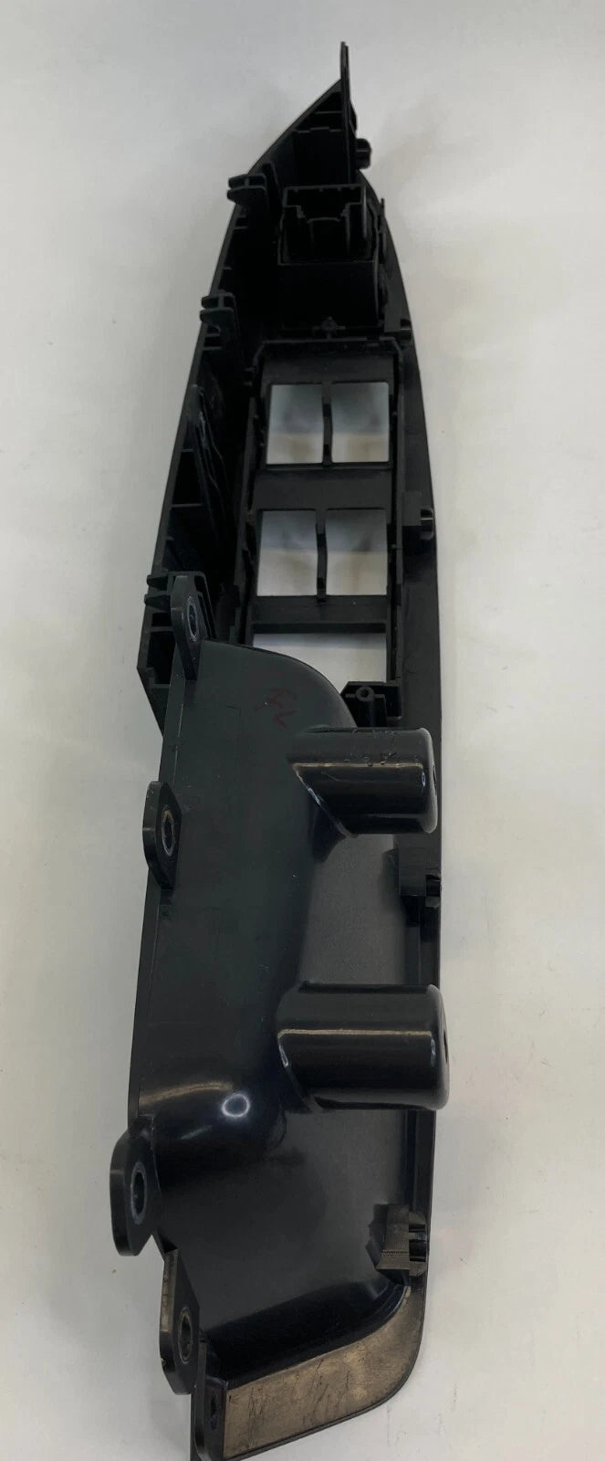 08-10 SATURN VUE FRONT LEFT DOOR WINDOW SWITCH BEZEL W/ MIRROR SWITCH 200003118